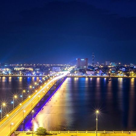 Rose Hotel Quang Binh Dong Hoi Zewnętrze zdjęcie